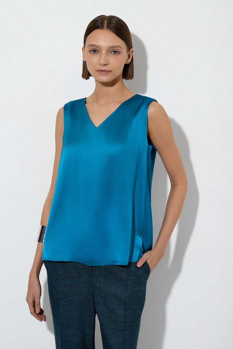 Blouse VASSA&Co, пол female, цвет голубой