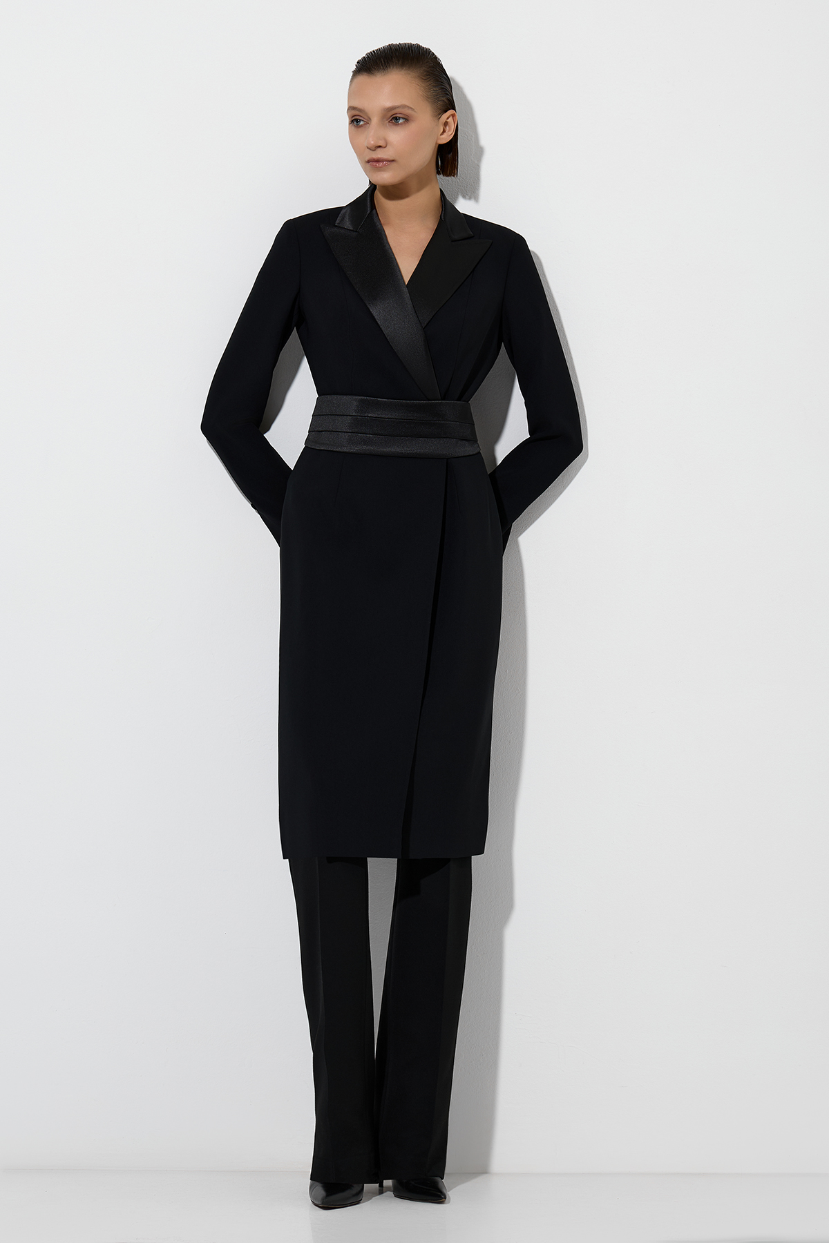 Платье-смокинг VASSA&Co, пол женский, цвет черный