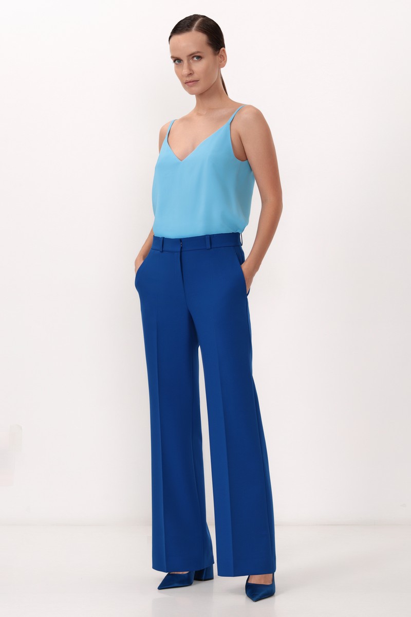 Брюки VASSA&Co, пол женский, цвет синий