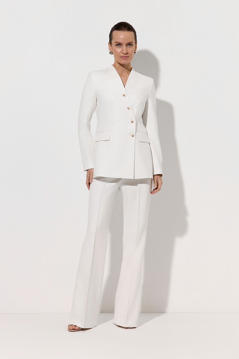 Trousers VASSA&Co, пол female, цвет white