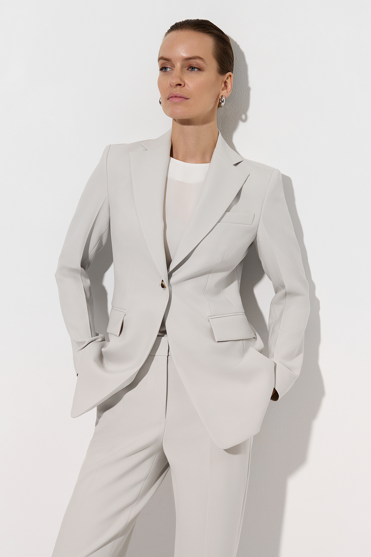 Jacket , пол female, цвет white