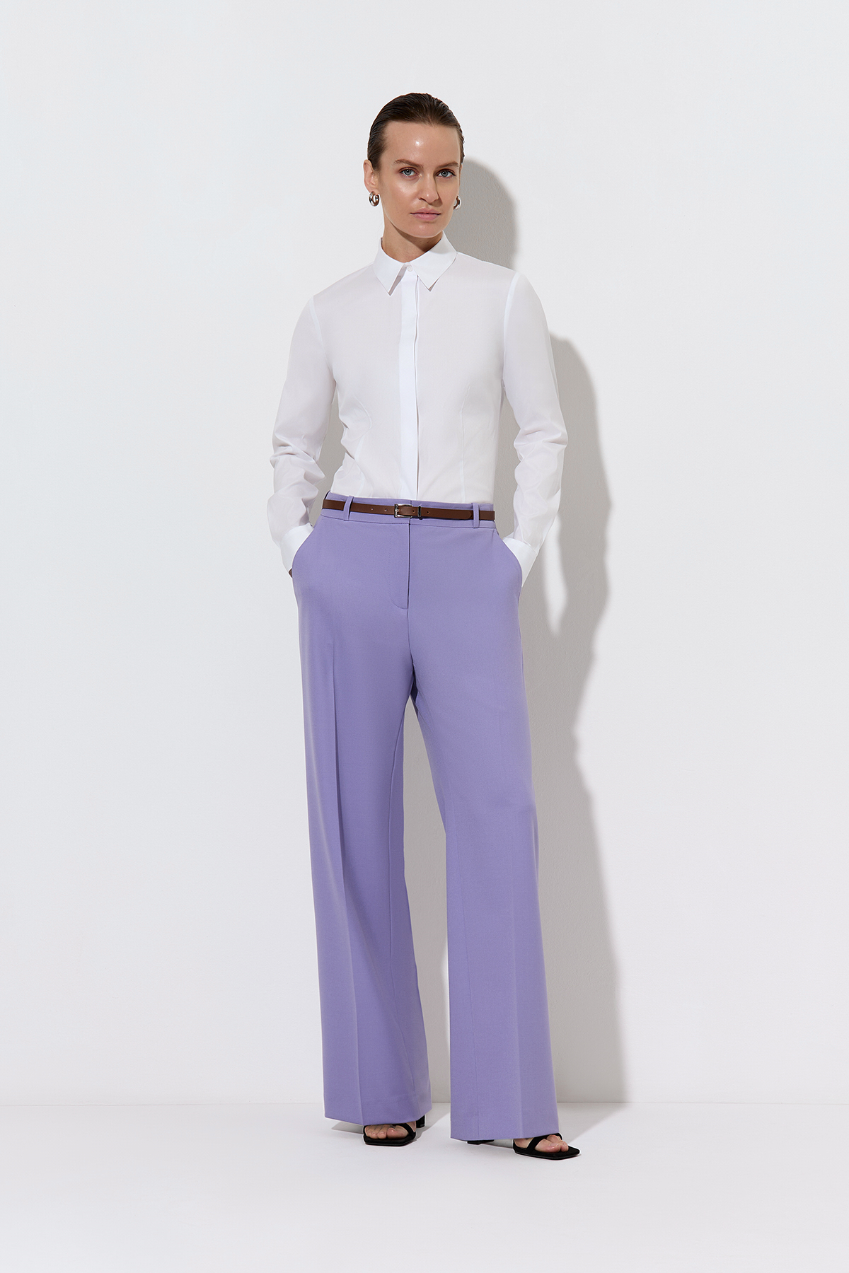 Брюки , пол женский, цвет фиолетовый