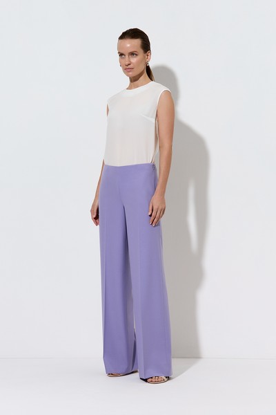 Брюки VASSA&Co, пол женский, цвет фиолетовый