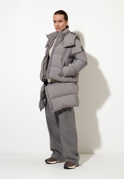 Пуховик-трансформер VASSA&Co, пол женский, цвет серый