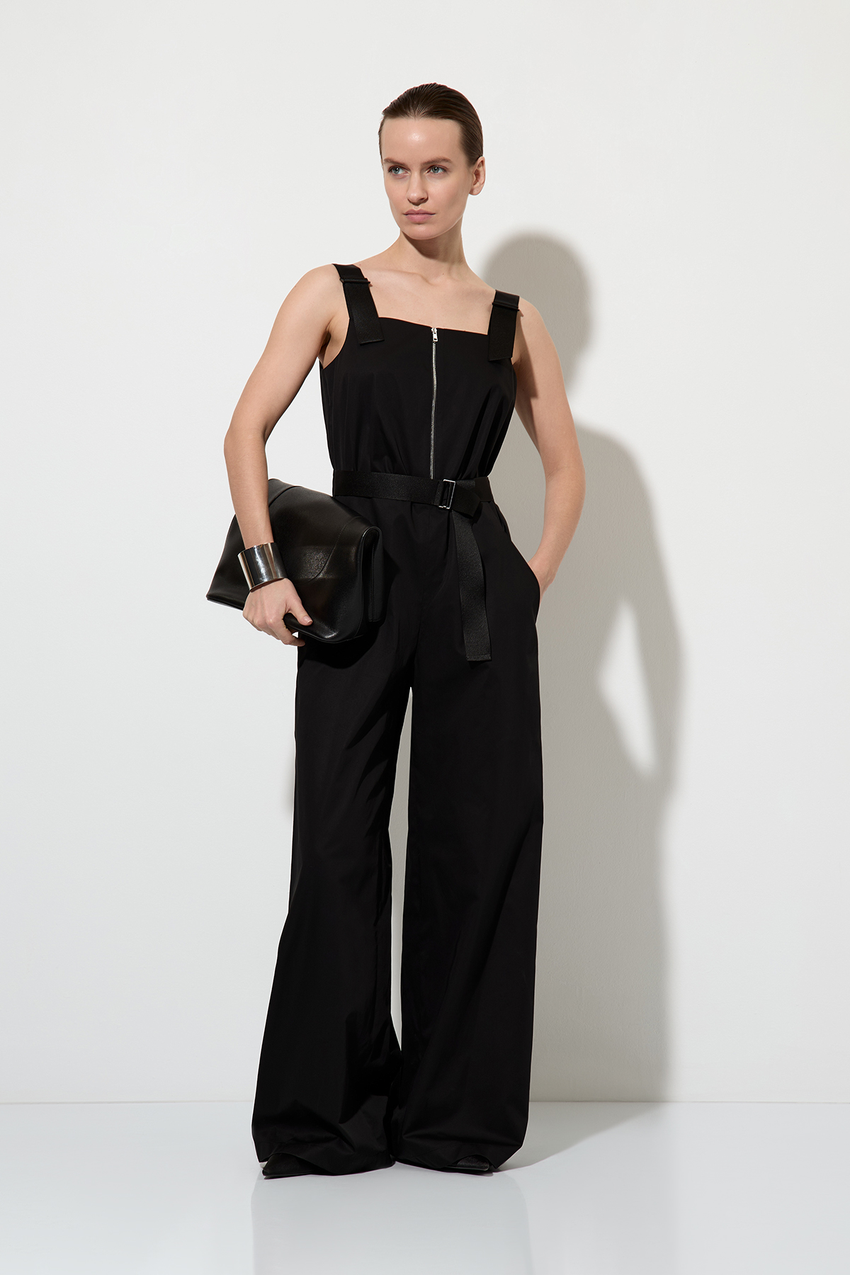 Overall , пол female, цвет black