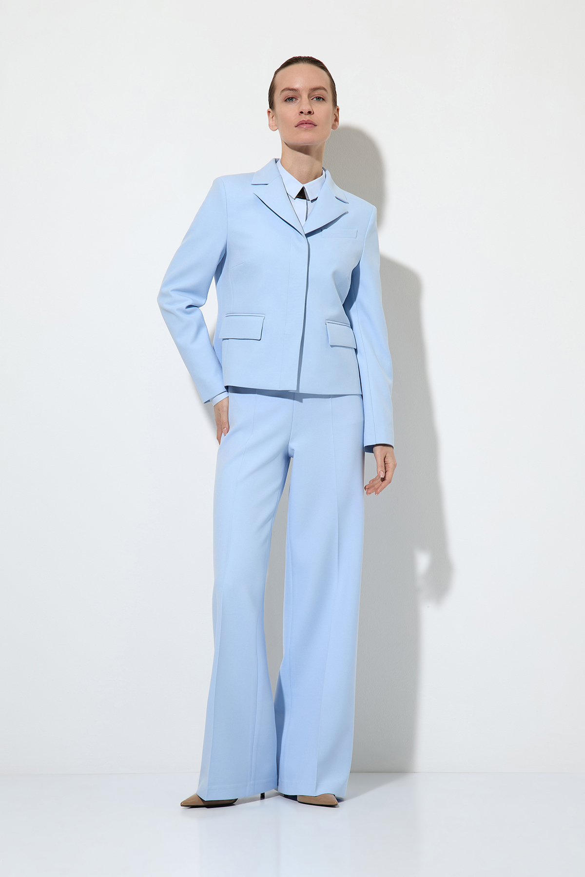 Брюки , пол женский, цвет голубой