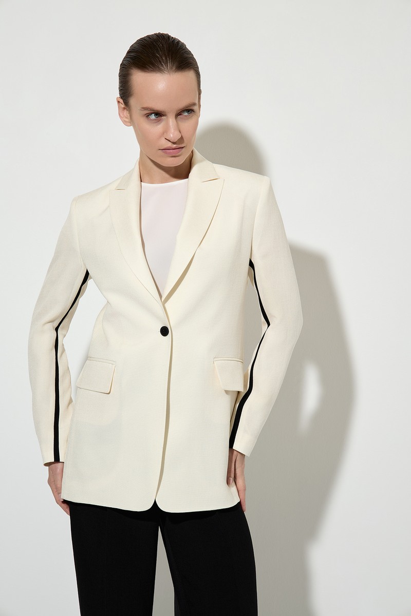 Jacket , пол female, цвет white