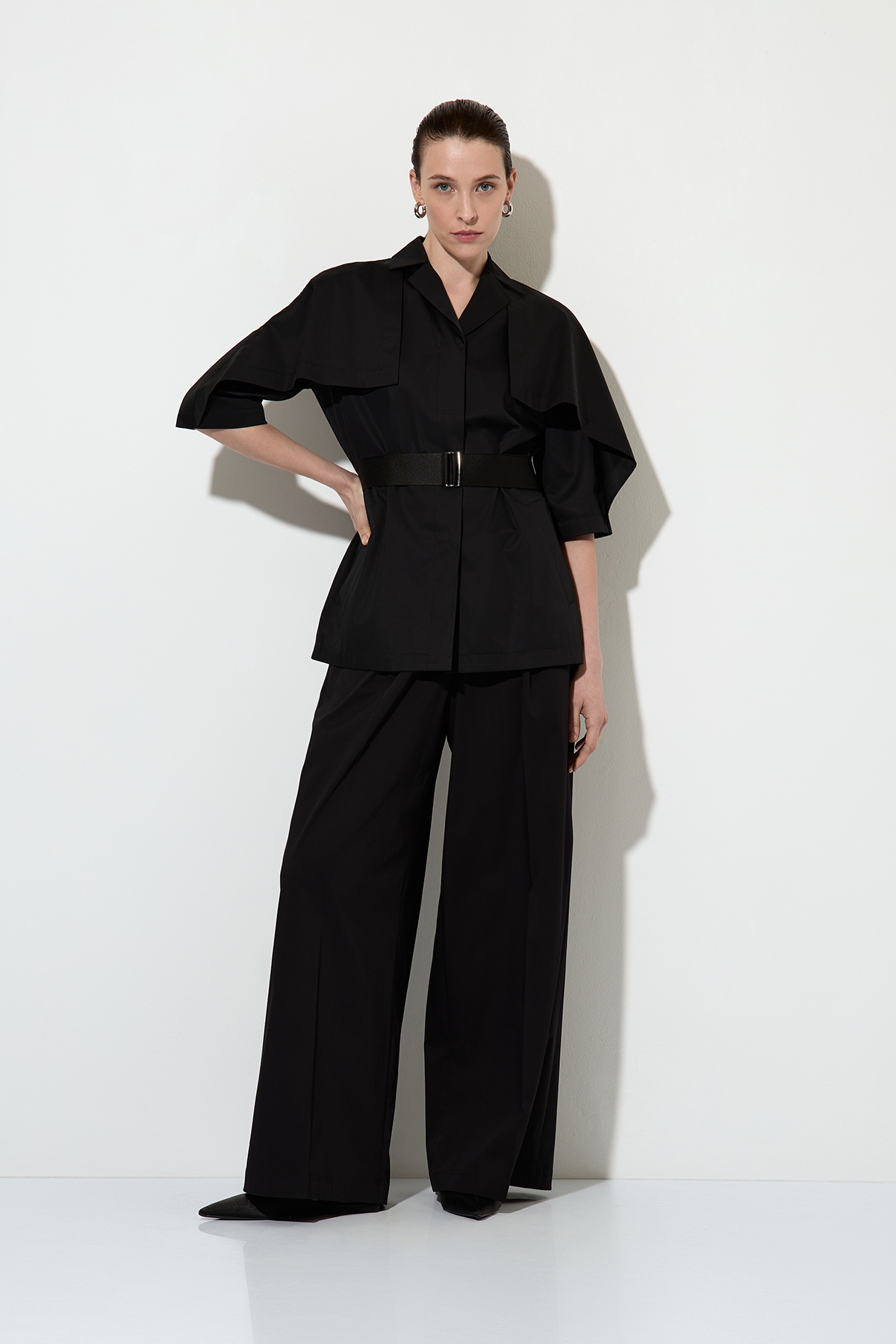 Летний жакет из хлопка , пол женский, цвет черный