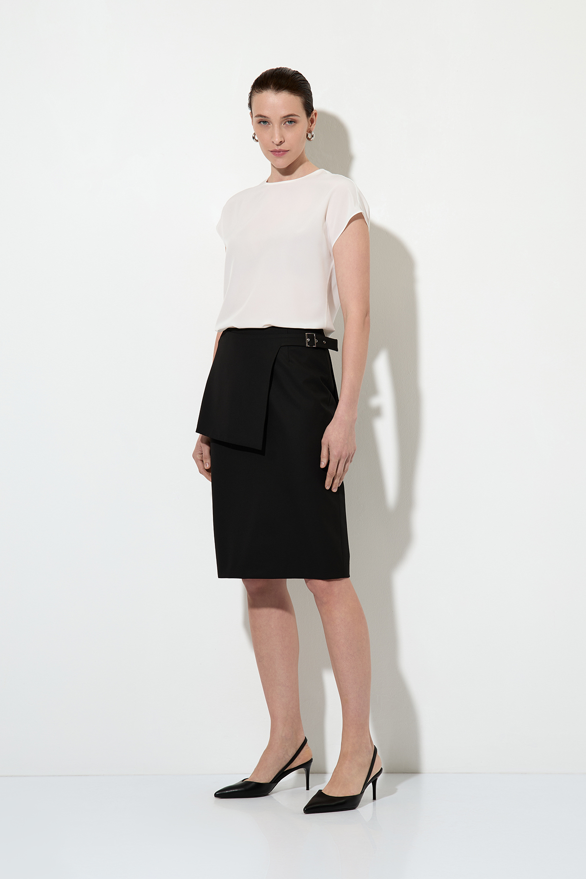 Юбка со съемной баской VASSA&Co, пол женский, цвет черный