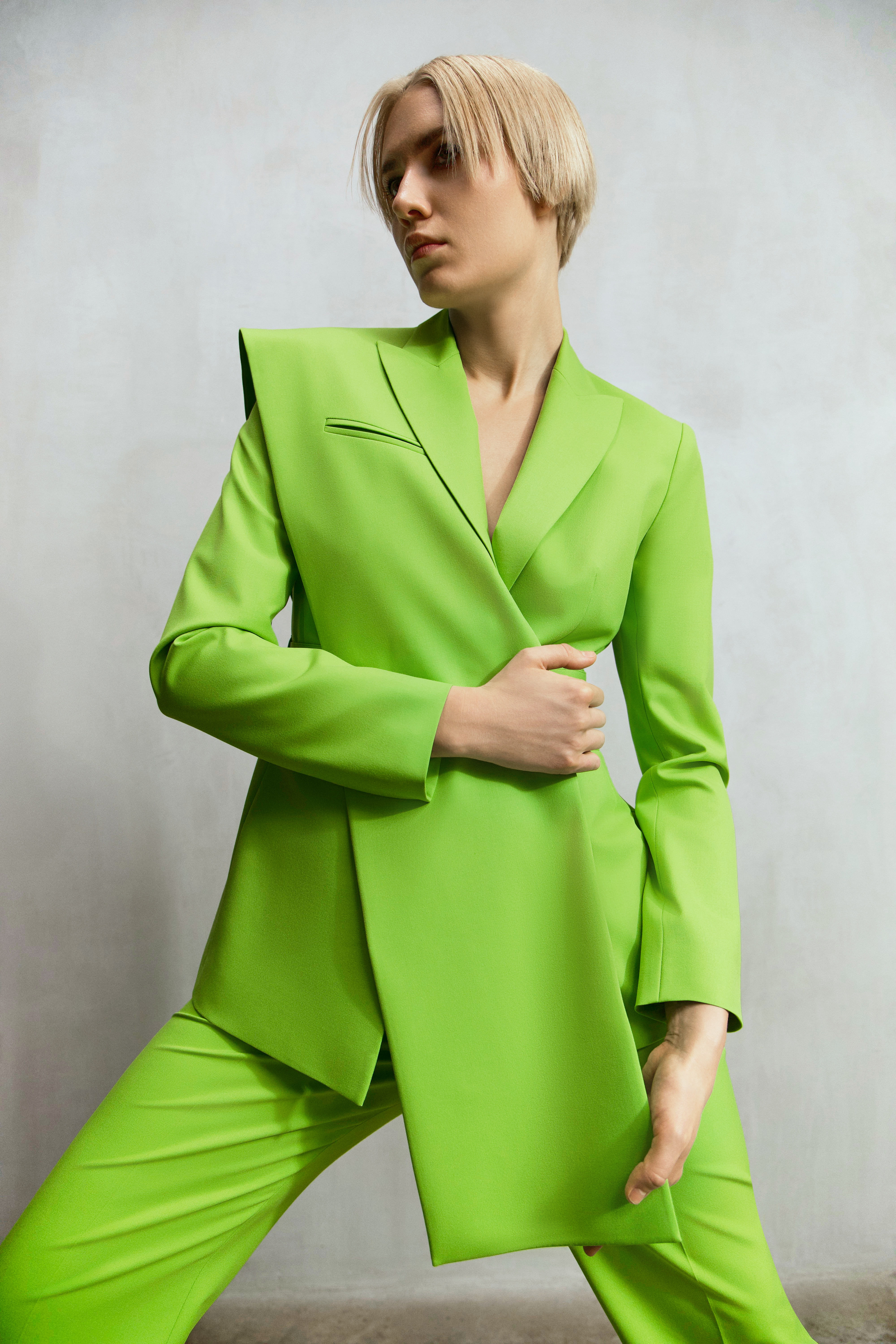 Jacket , пол female, цвет зеленый