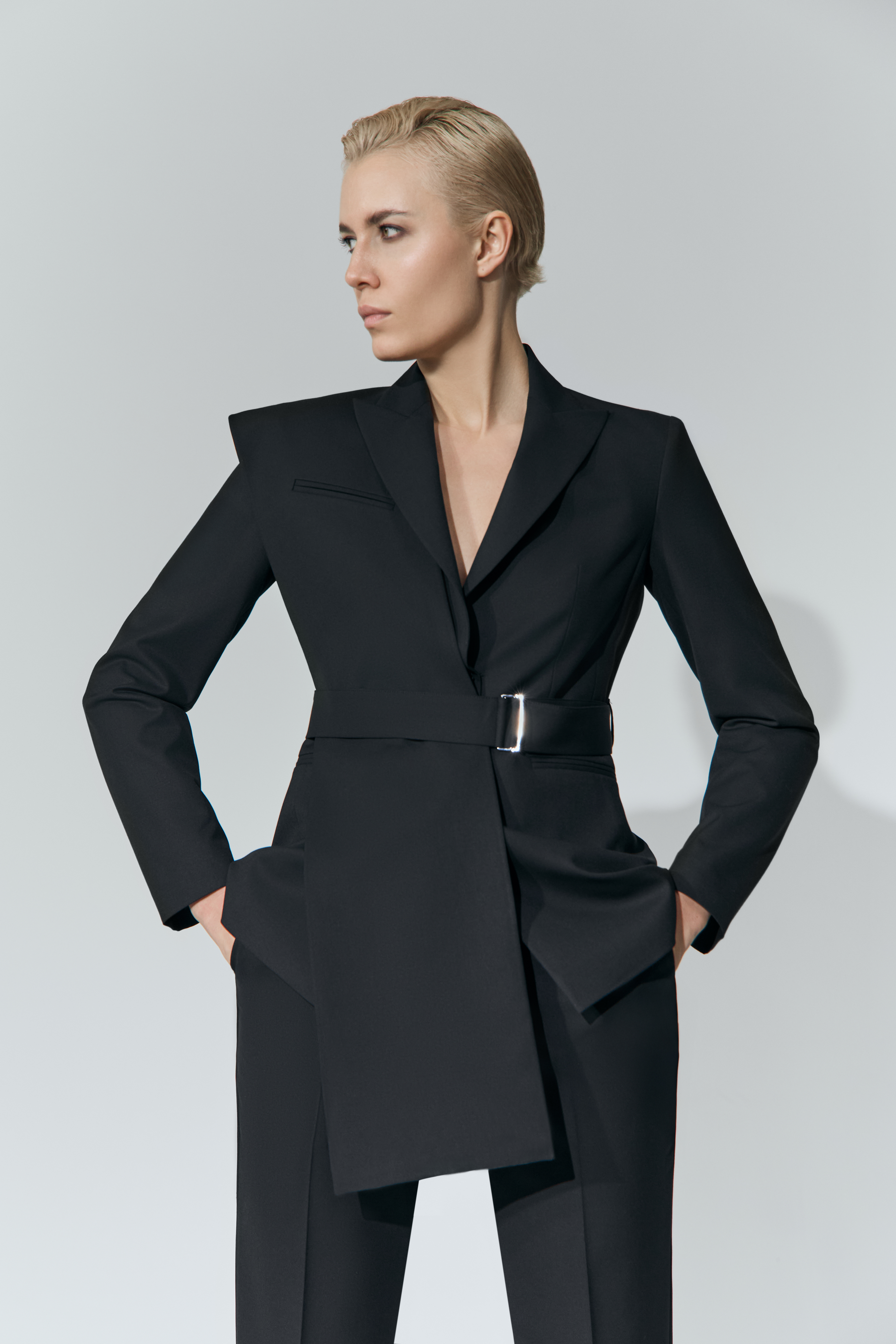 Жакет-трансформер , пол женский, цвет черный