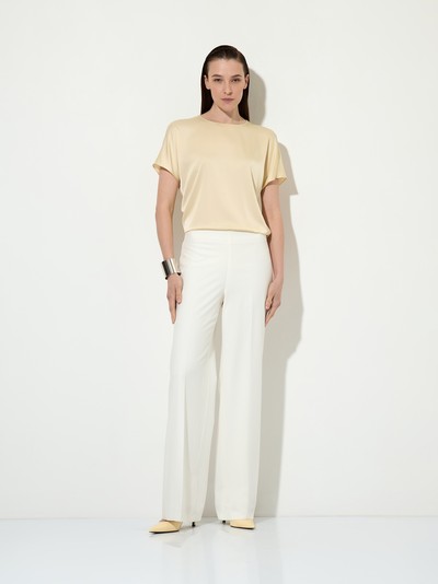 Trousers VASSA&Co, пол female, цвет white