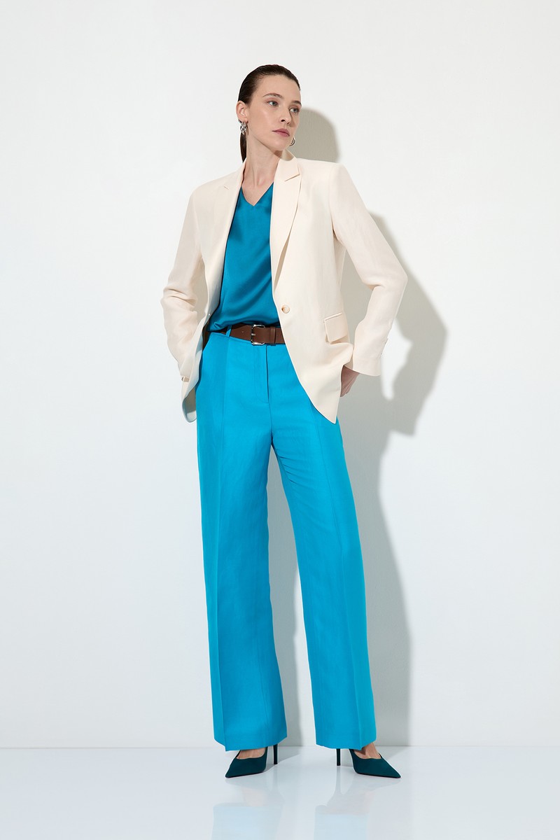 Half-linen trousers , пол female, цвет голубой