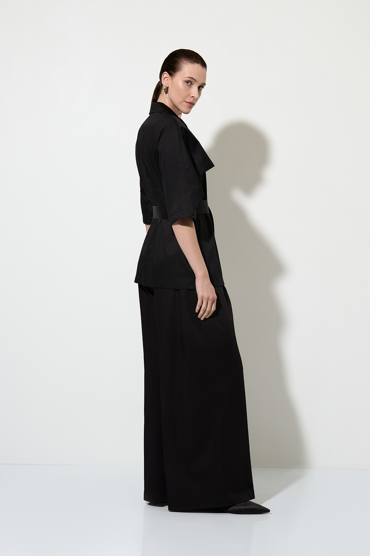 Wide cotton trousers VASSA&Co, пол female, цвет black