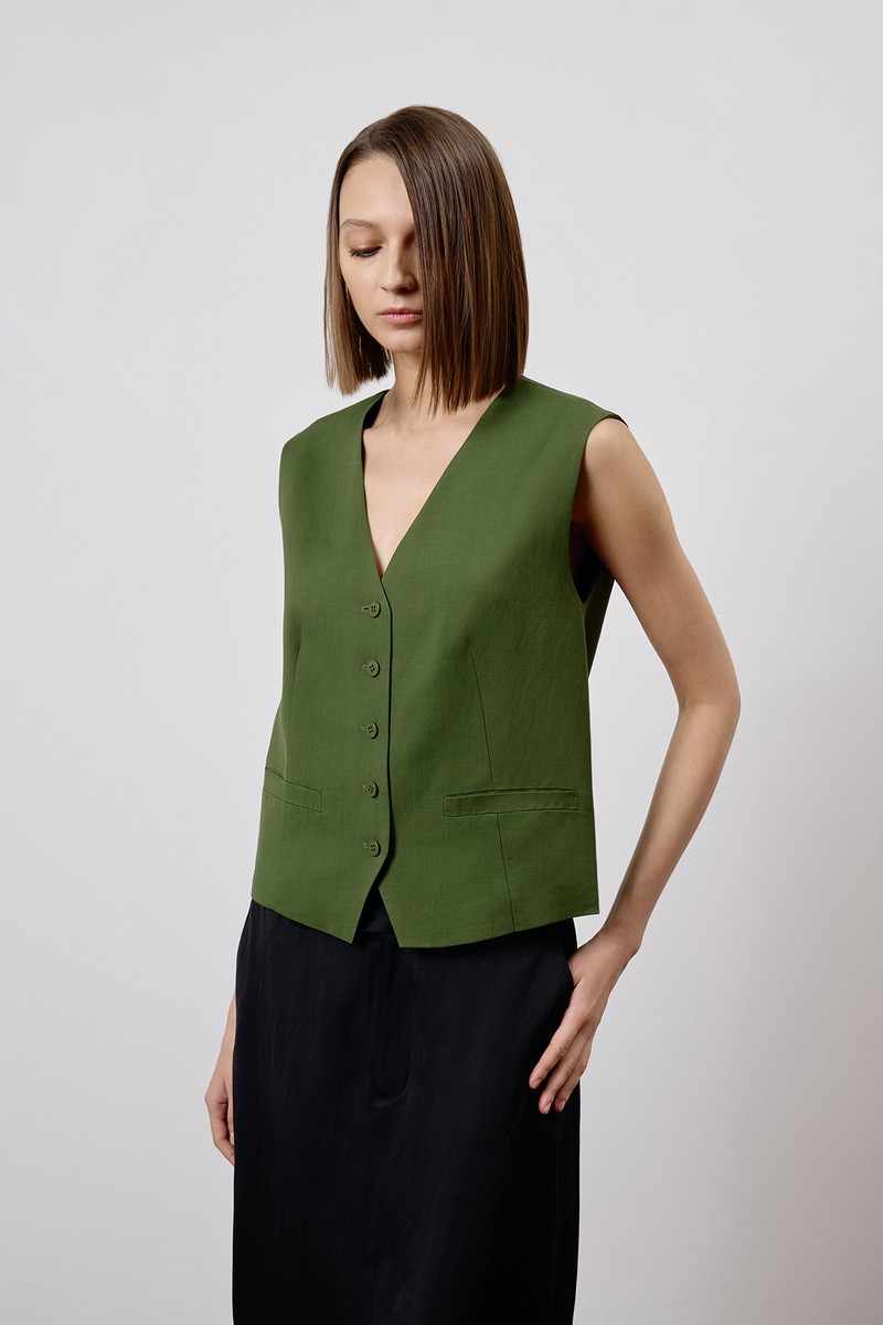 Жилет зеленый VASSA CODE, пол female, цвет зеленый