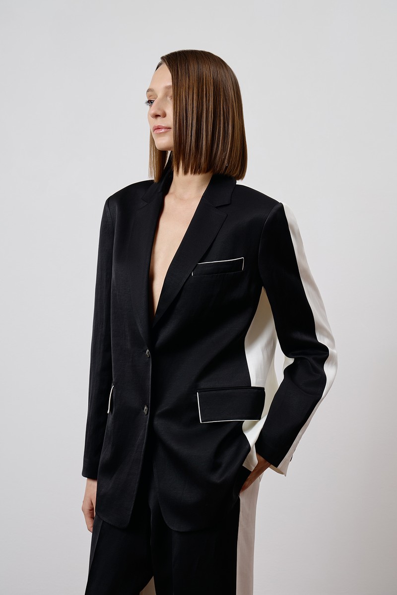 Жакет с контрастными деталями VASSA CODE, пол female, цвет black