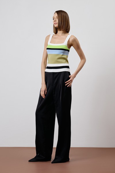 Брюки черные VASSA CODE, пол female, цвет black