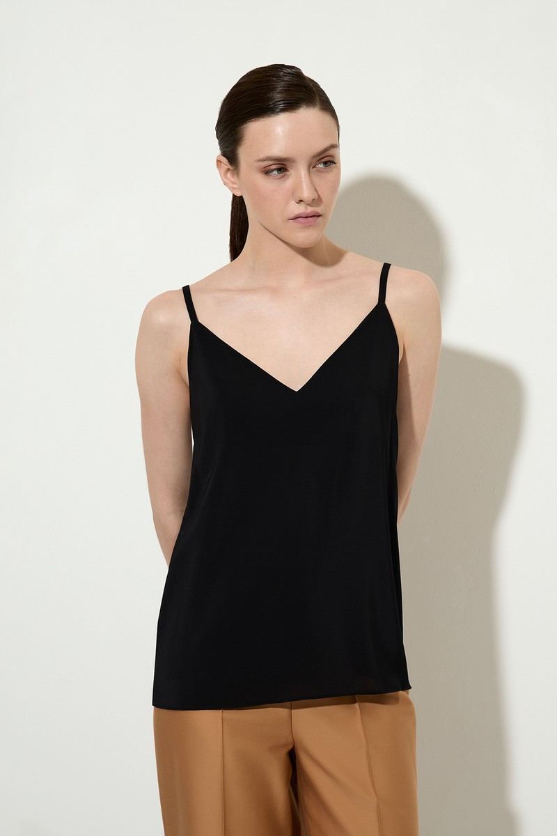 Базовый топ VASSA&Co, пол женский, цвет черный