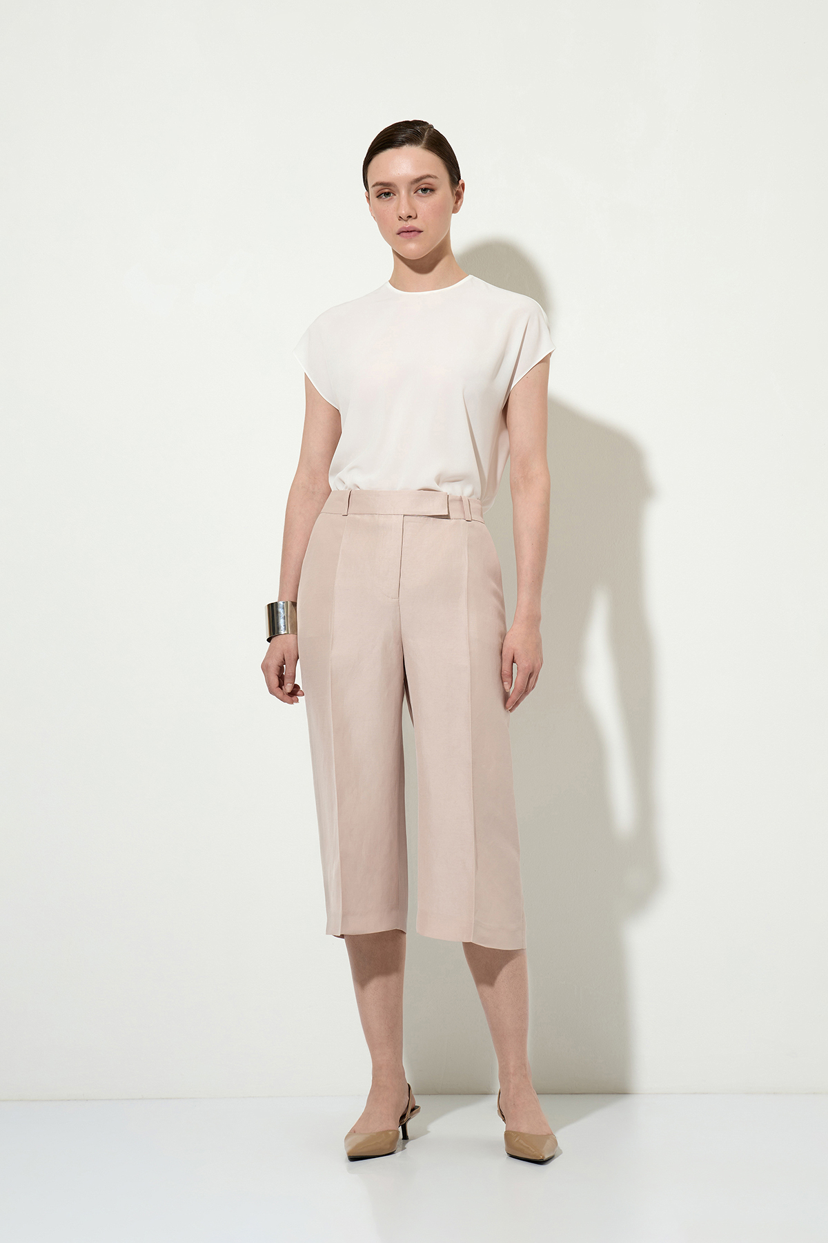 Бриджи , пол женский, цвет бежевый