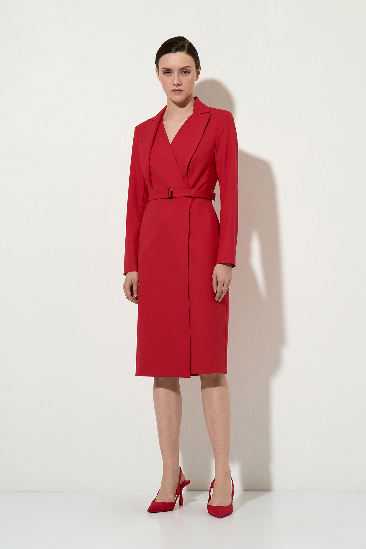 Платье с декоративными лацканами VASSA&Co, пол женский, цвет красный