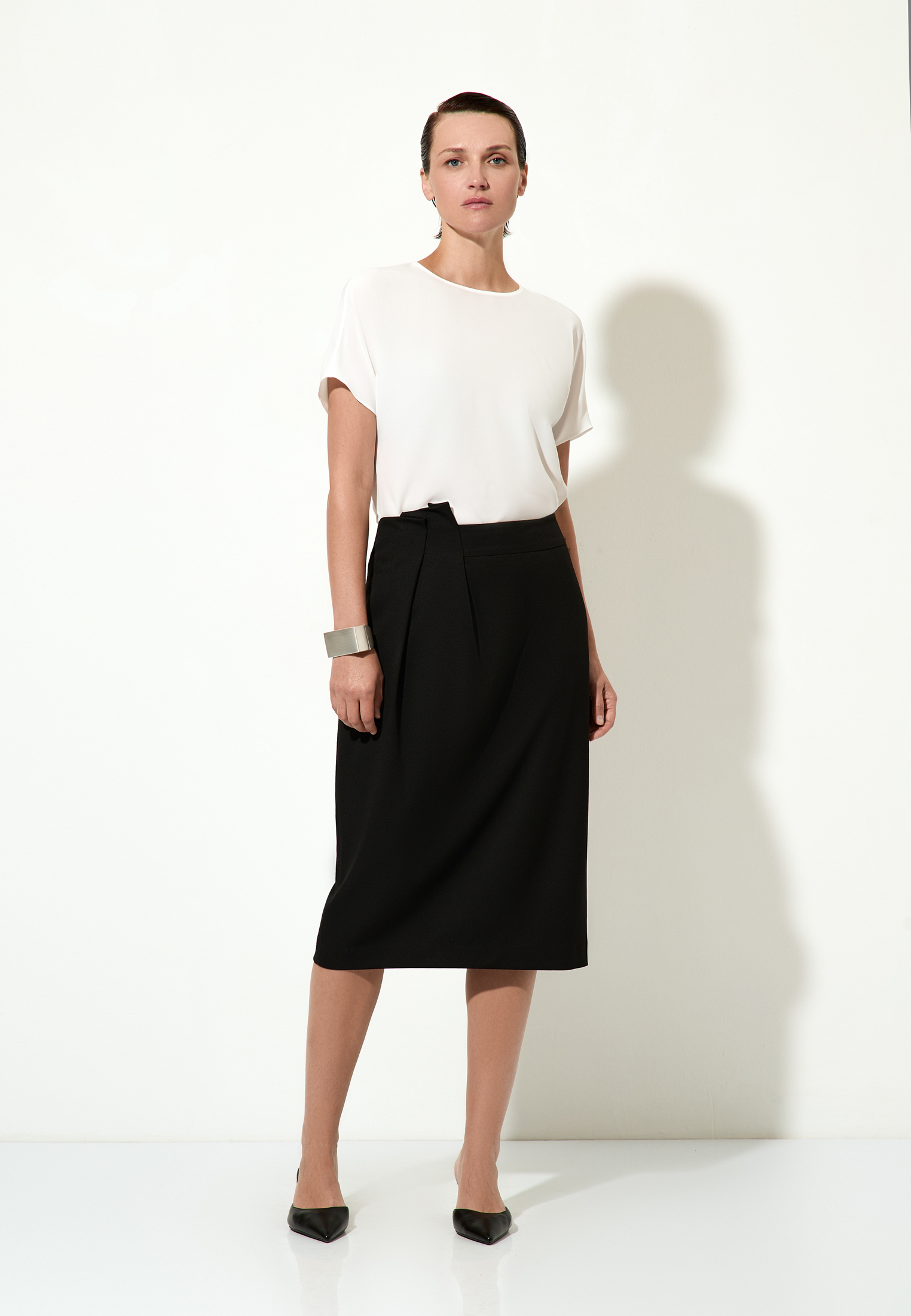 Юбка с асимметричной драпировкой VASSA&Co, пол female, цвет black