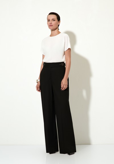 Trousers VASSA&Co, пол female, цвет black
