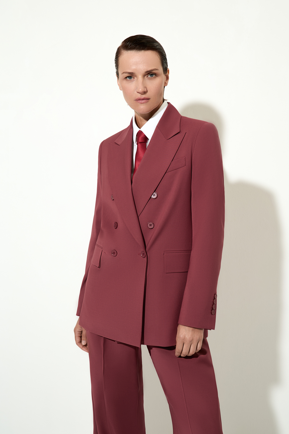 Жакет бордовый VASSA&Co, пол женский, цвет бордовый