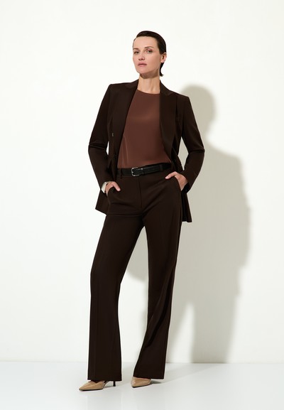 Брюки прямые VASSA&Co, пол женский, цвет коричневый