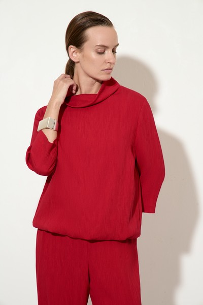 Блузка VASSA&Co, пол женский, цвет красный