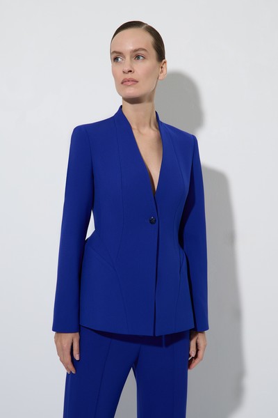Жакет приталенного силуэта VASSA&Co, пол женский, цвет синий