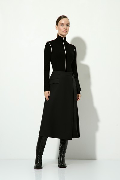 Юбка с атласной деталью VASSA&Co, пол женский, цвет черный