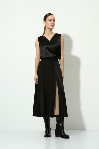 Юбка с контрастной деталью VASSA&Co, пол женский, цвет черный
