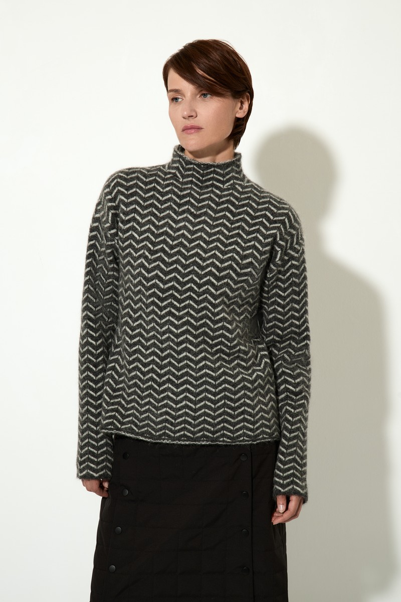 Джемпер VASSA CODE, пол женский, цвет серый