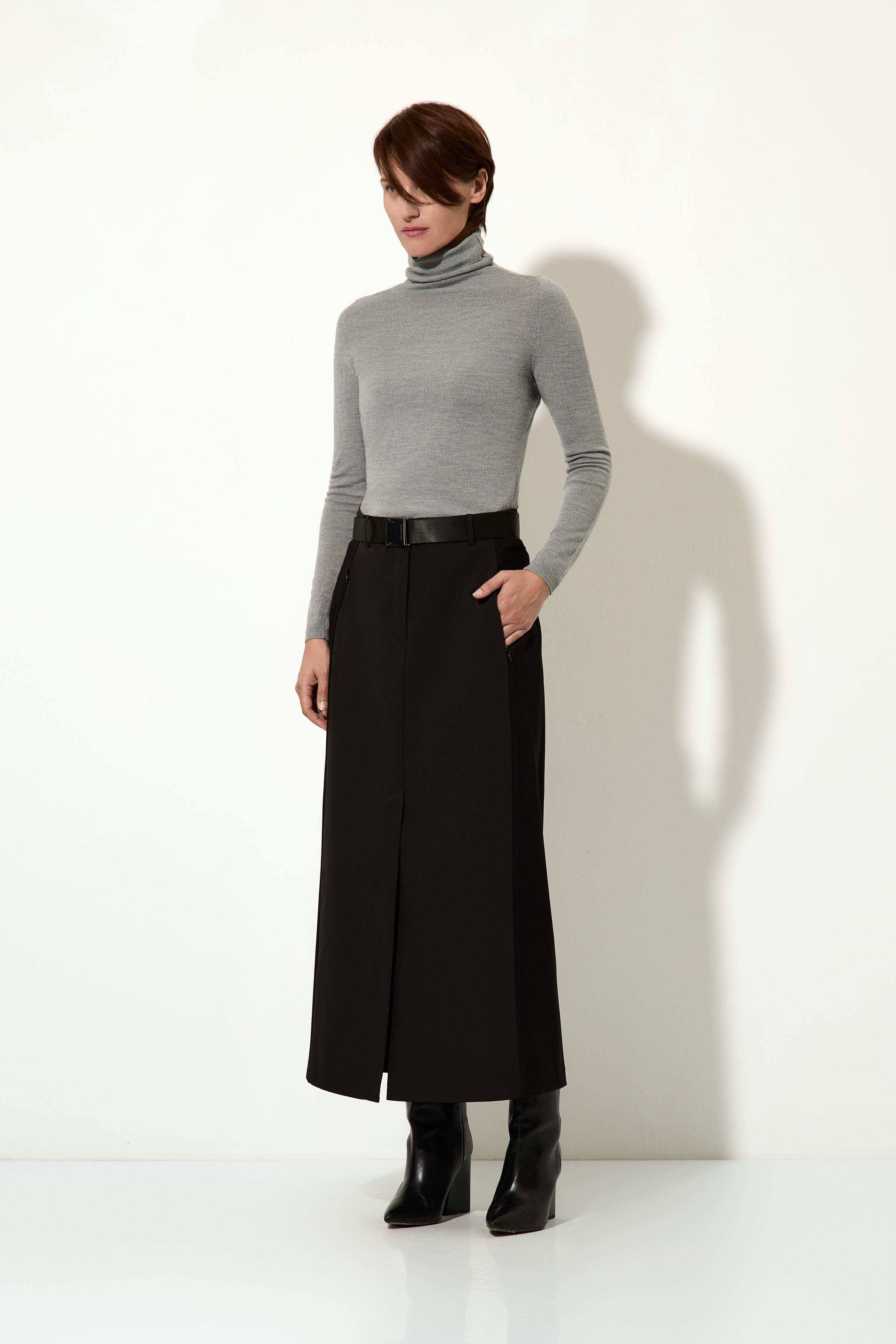 Юбка VASSA CODE, пол женский, цвет черный