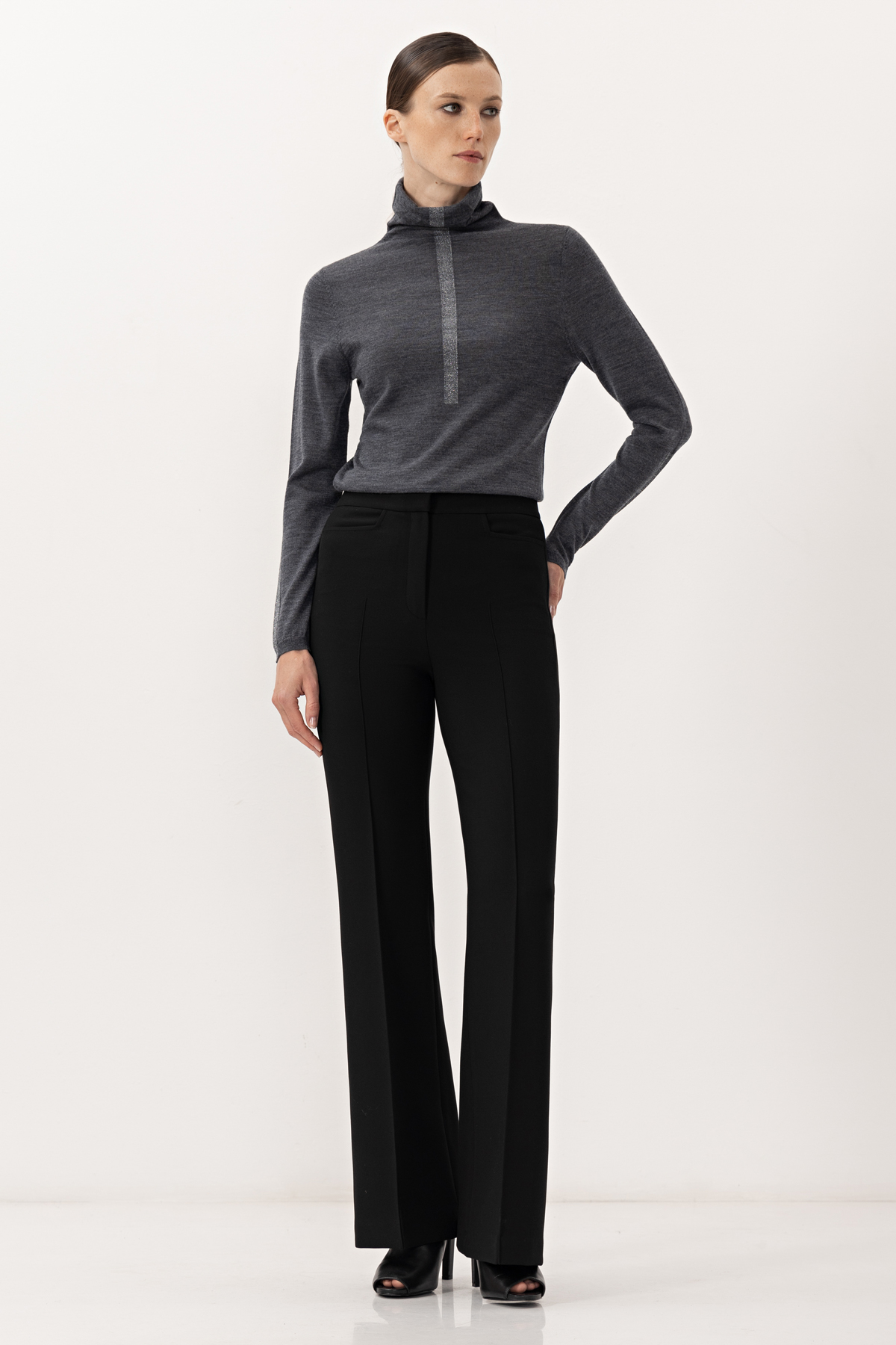 Водолазка из шерсти VASSA&Co, пол female, цвет серый