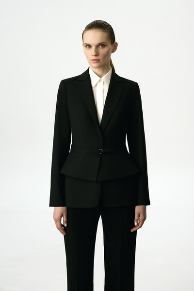 Жакет со съемной баской VASSA&Co, пол женский, цвет черный