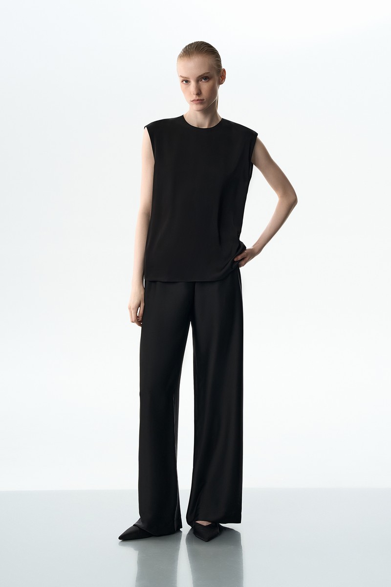 Брюки в пижамном стиле черные VASSA&Co, пол female, цвет black