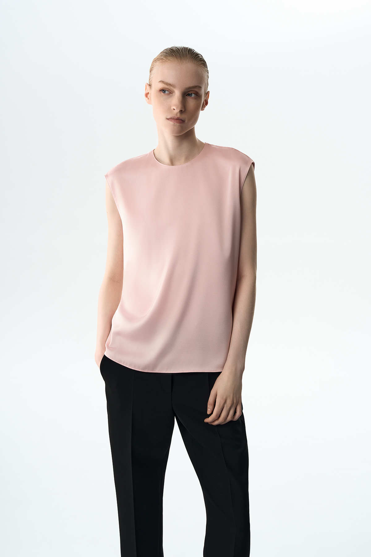 Блузка розовая VASSA&Co, пол female, цвет pink