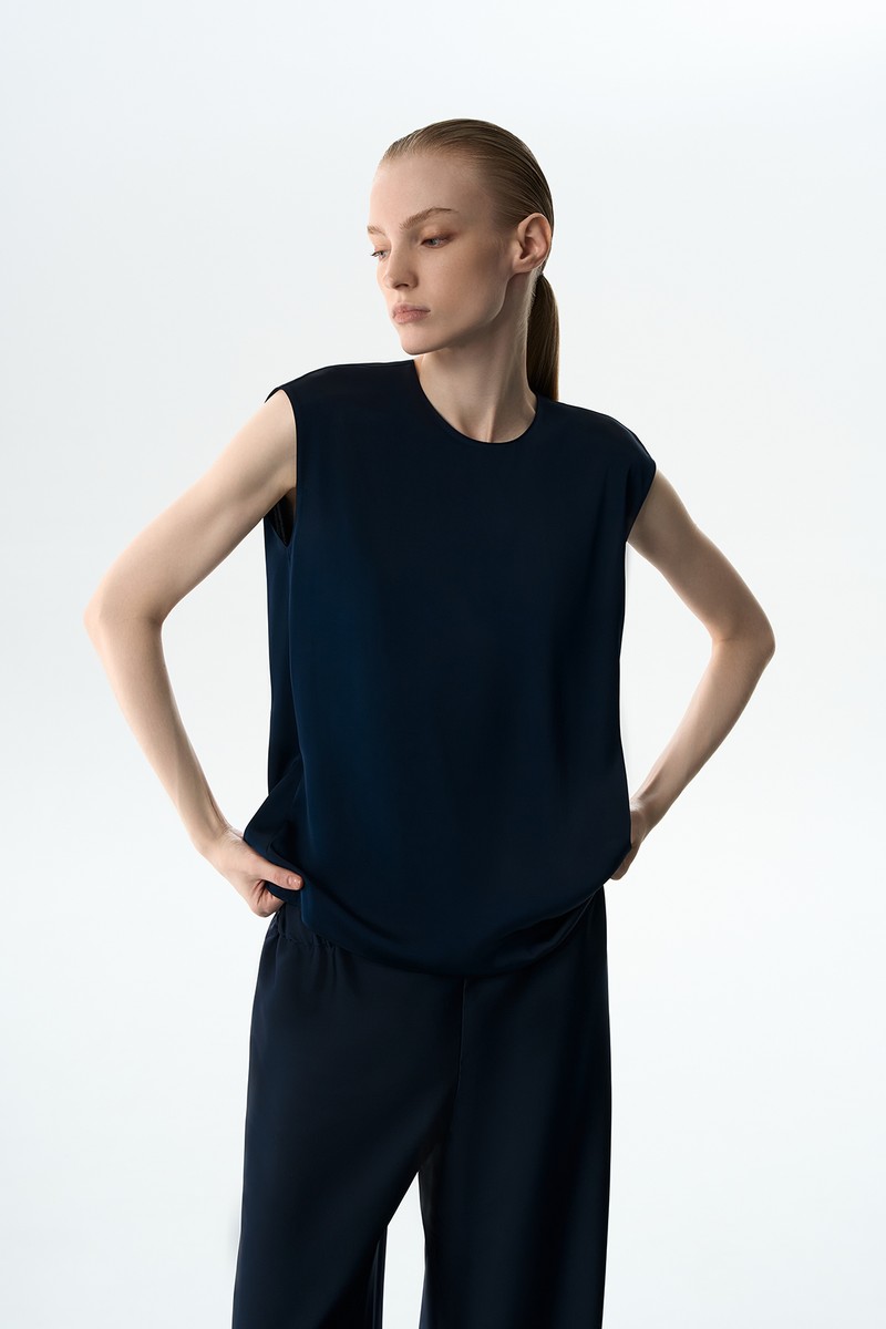Блузка темно-синяя VASSA&Co, пол female, цвет синий