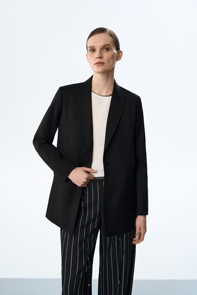 Жакет свободного кроя VASSA&Co, пол female, цвет black