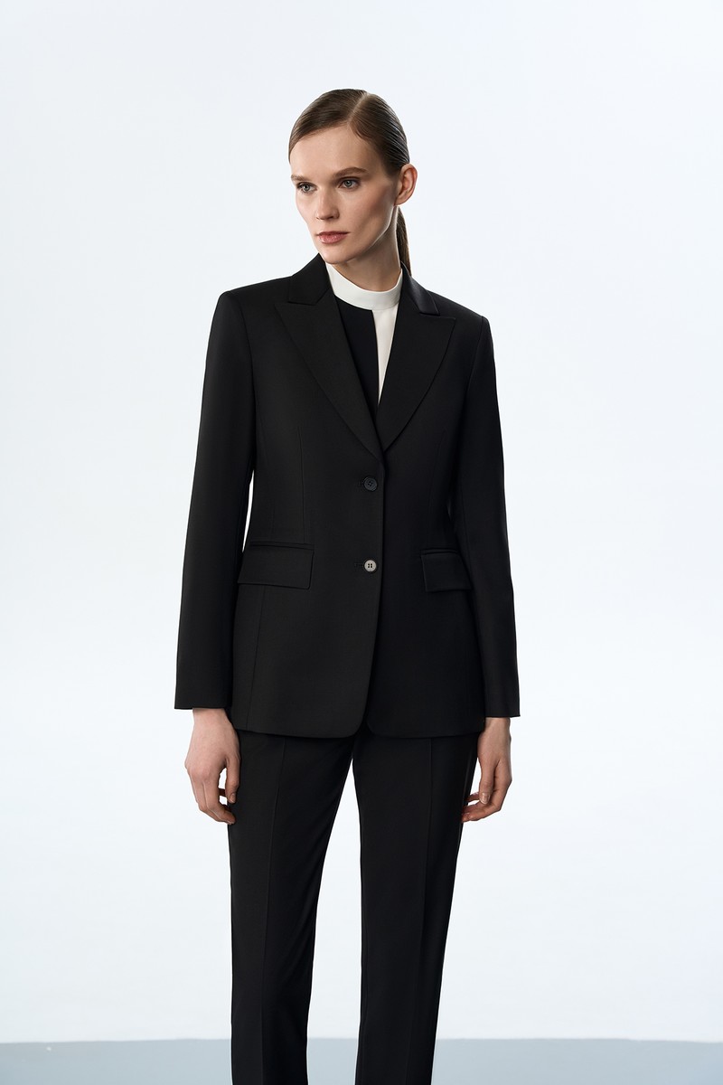 Жакет черный VASSA&Co, пол женский, цвет черный