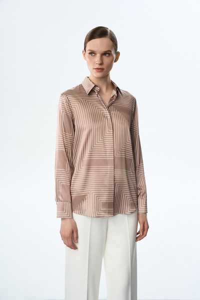 Блузка шёлковая VASSA&Co, пол женский, цвет бежевый