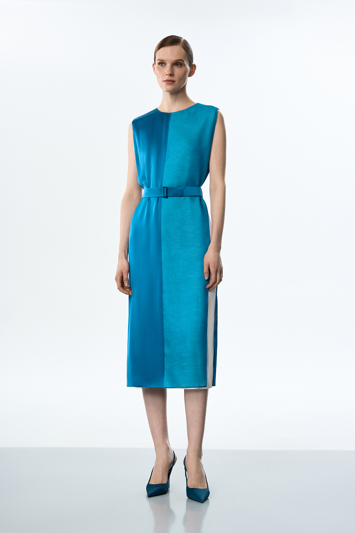 Платье с эффектом многослойности VASSA&Co, пол female, цвет голубой