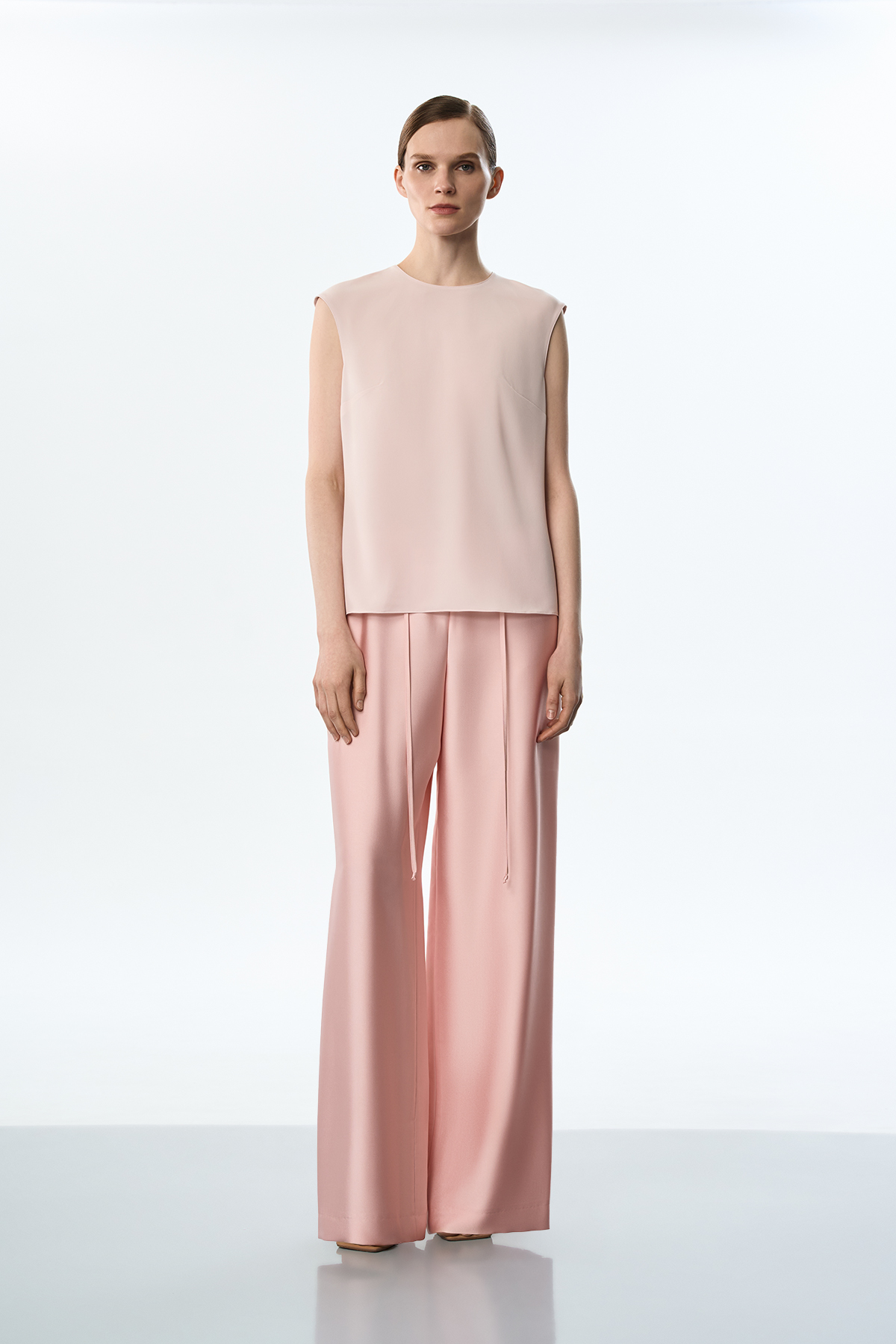 Блузка без рукавов розовая VASSA&Co, пол женский, цвет розовый