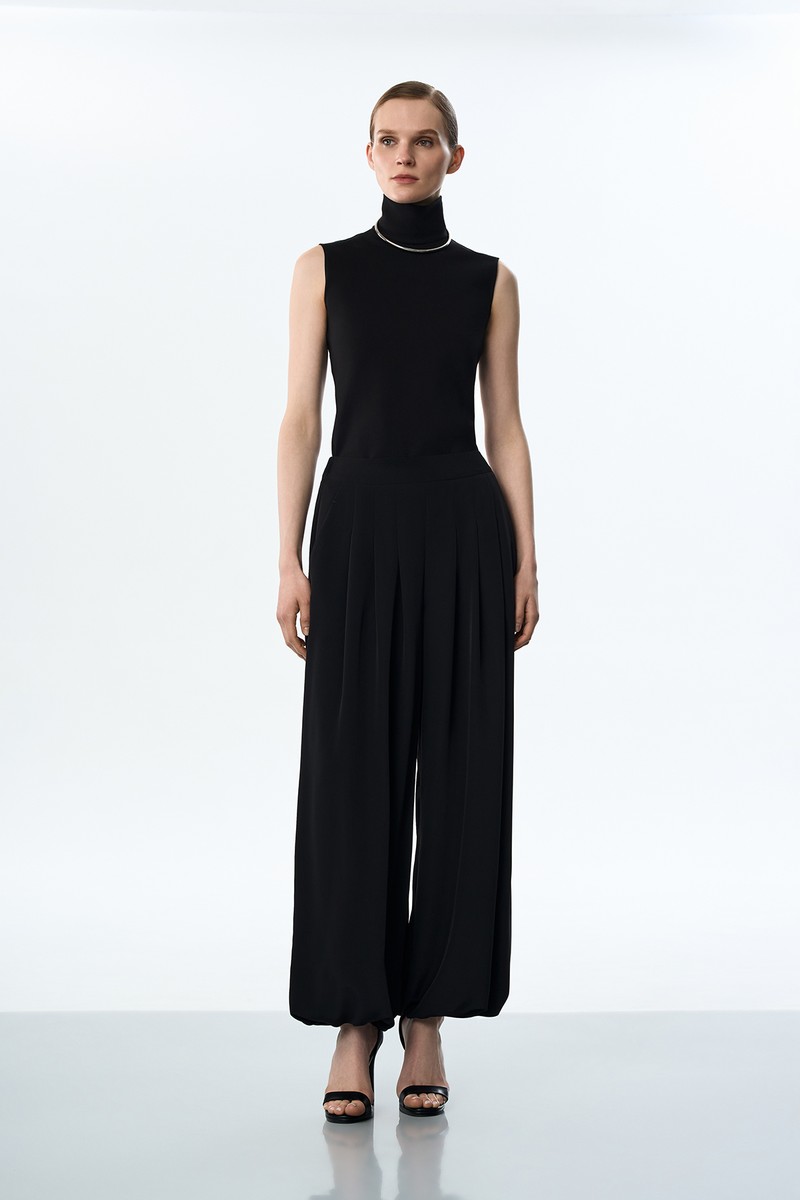 Брюки-аладдины , пол женский, цвет черный