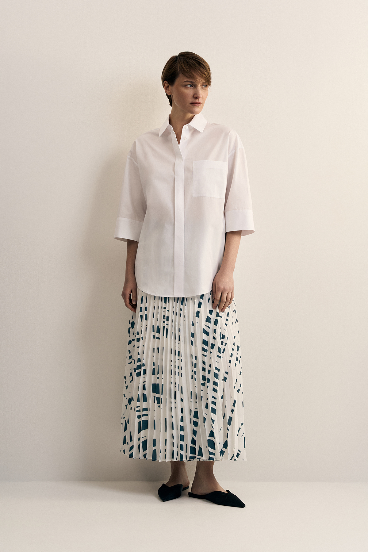 Рубашка с коротким рукавом VASSA CODE, пол female, цвет white