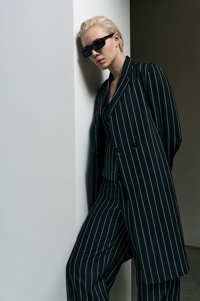 Жакет удлиненный VASSA&Co, пол female, цвет black