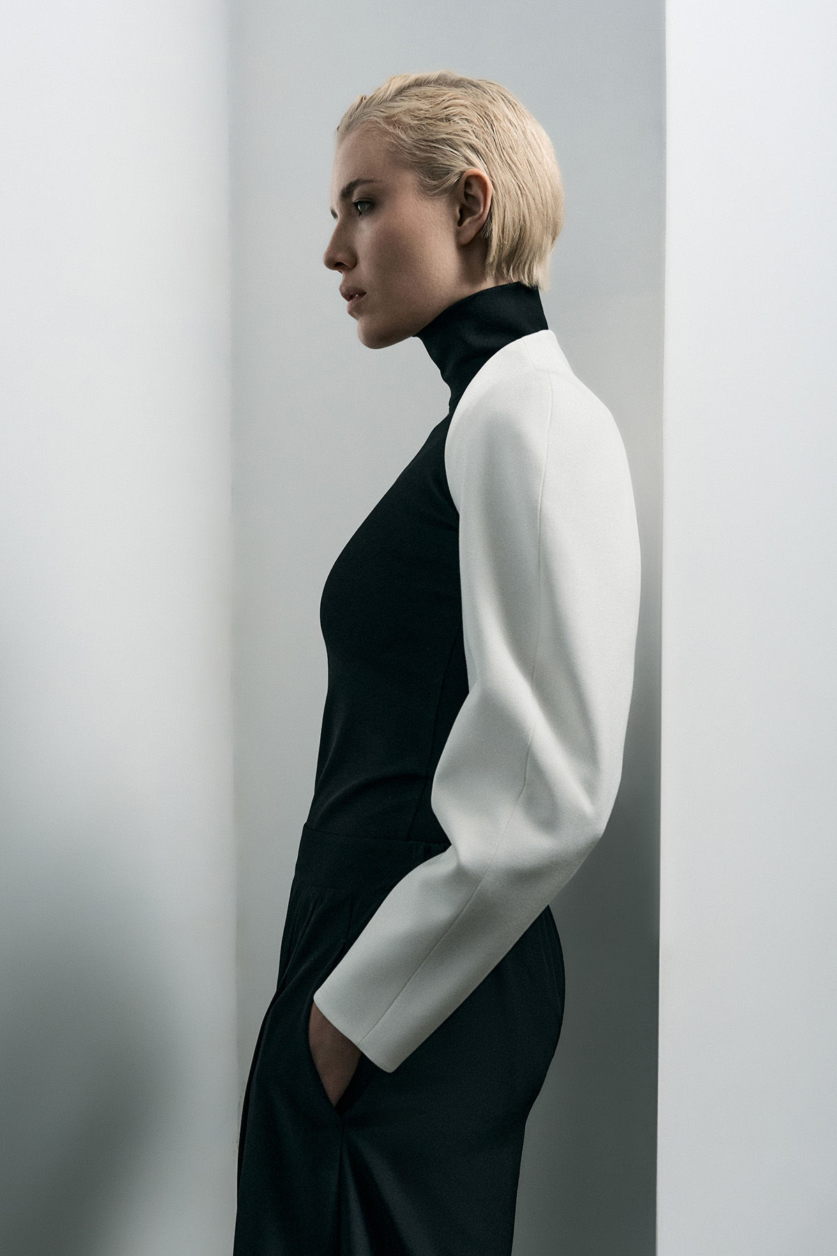 Жакет-болеро VASSA&Co, пол женский, цвет белый