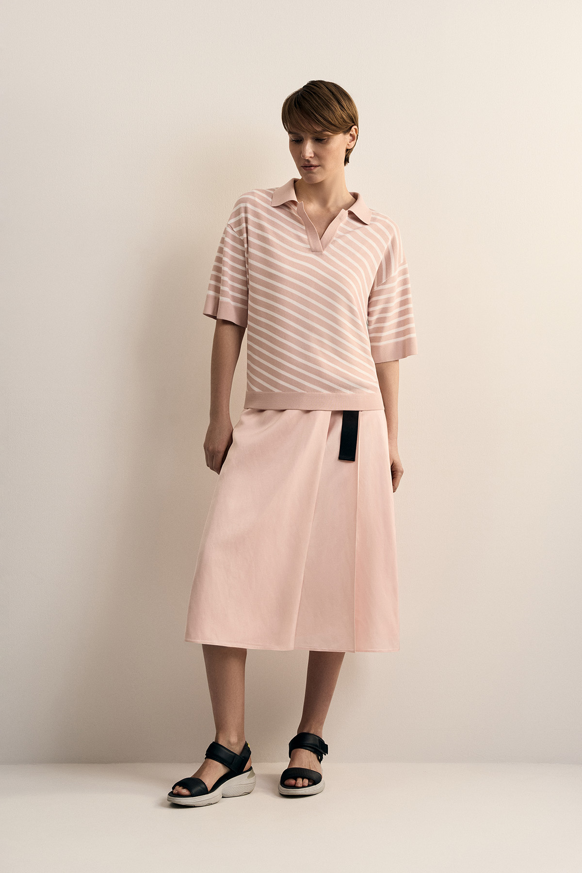 Джемпер в полоску VASSA CODE, пол female, цвет purple