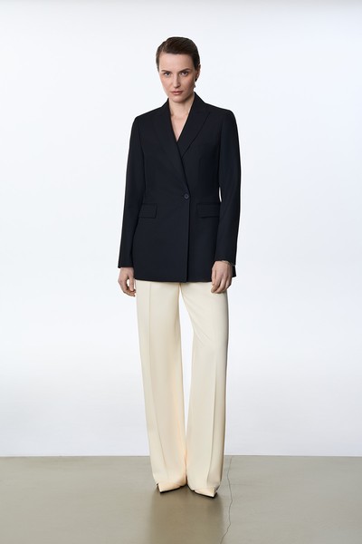 Жакет приталенный VASSA&Co, пол female, цвет black